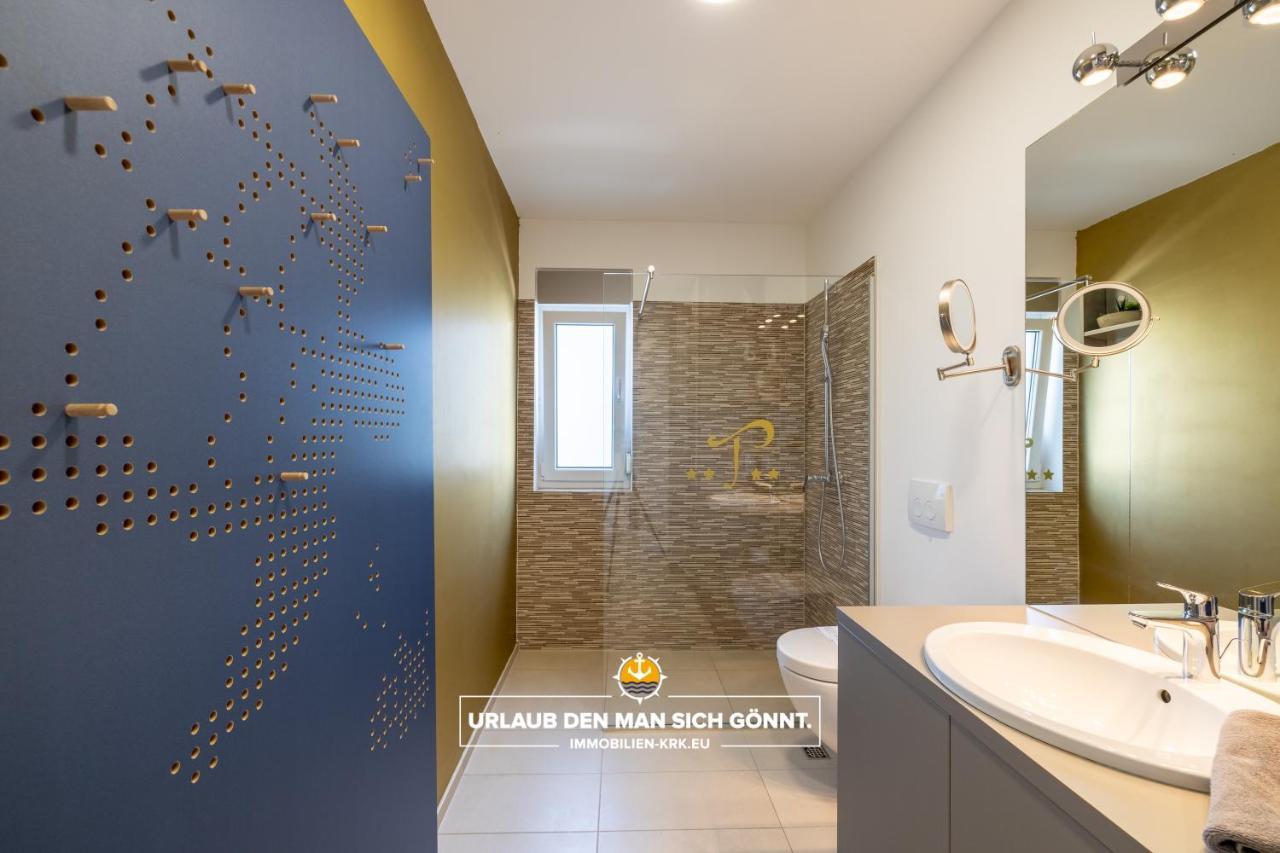 Penthouse Panorama Deluxe In Malinska Apartment Ngoại thất bức ảnh